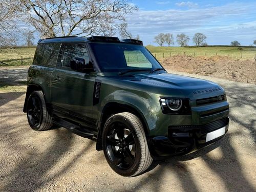Land Rover Defender 90