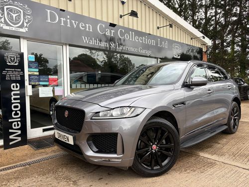 Jaguar F Pace