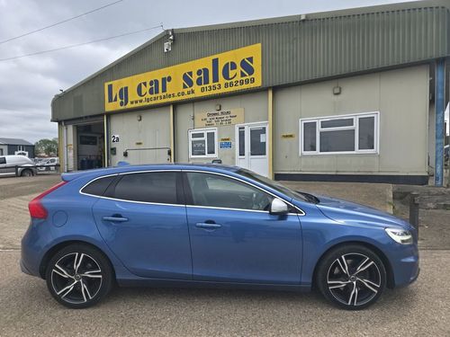 Volvo V40