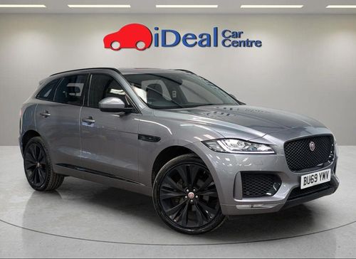 Jaguar F Pace