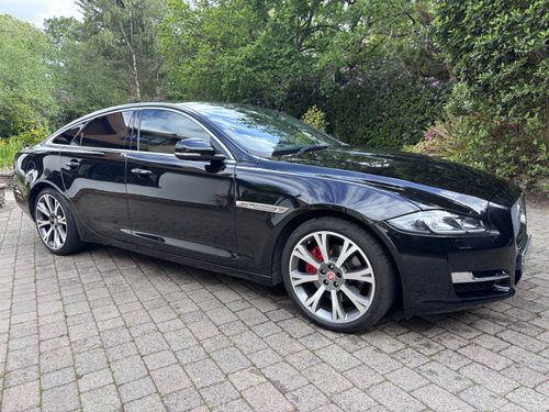 Jaguar XJ