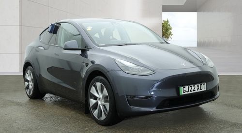 Tesla MODEL  Y