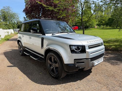 Land Rover Defender 110