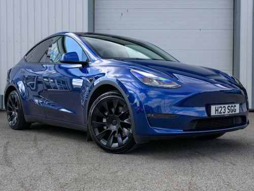 Tesla MODEL  Y