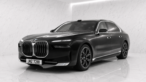BMW I7