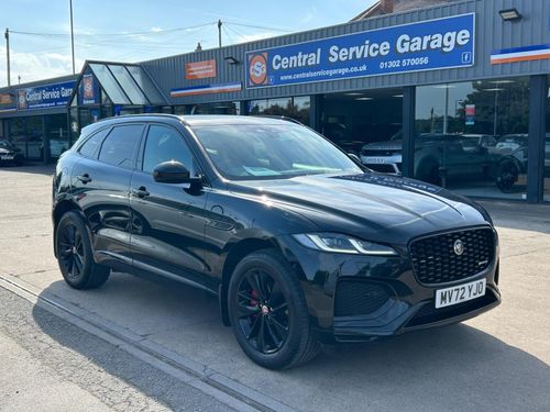 Jaguar F Pace