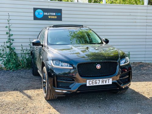 Jaguar F Pace