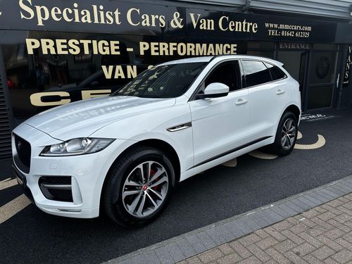 Jaguar F Pace