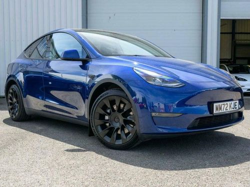 Tesla MODEL  Y