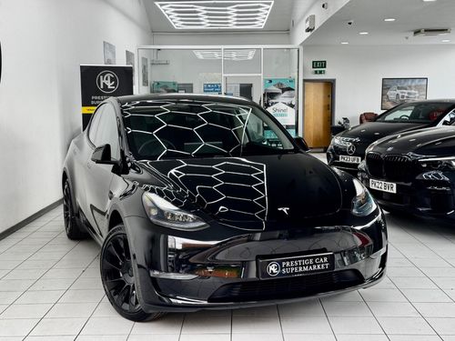 Tesla MODEL  Y