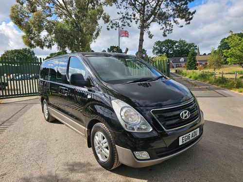 Hyundai i800