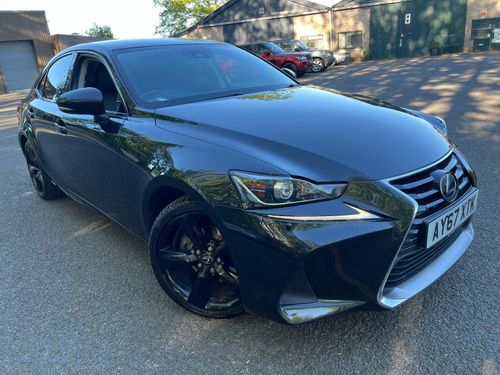 Lexus IS