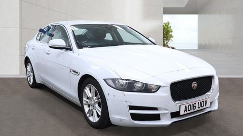 Jaguar XE