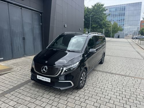 Mercedes Benz Eqv