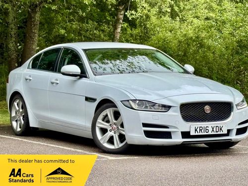 Jaguar XE