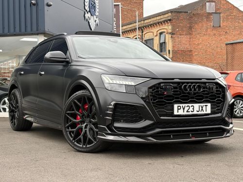 Audi RSQ8