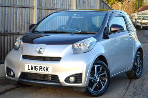 Toyota iQ