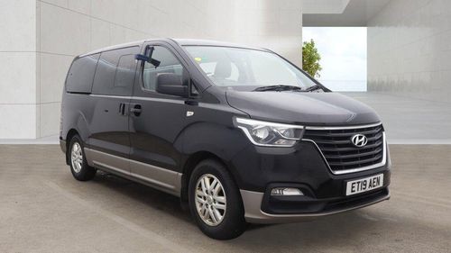 Hyundai i800