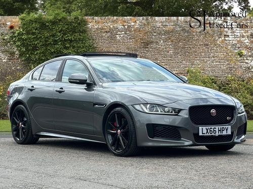 Jaguar XE