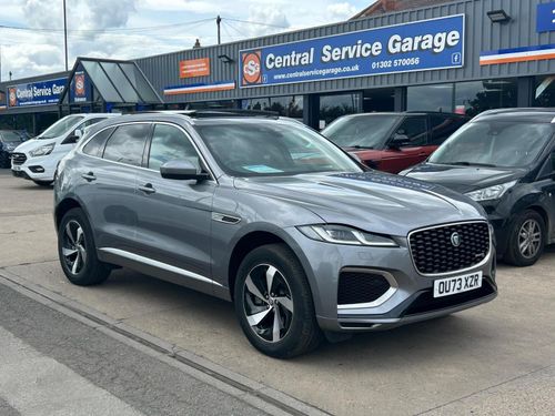 Jaguar F Pace