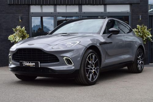 Aston Martin DBX
