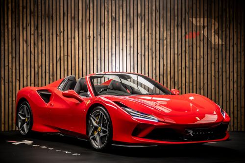 Ferrari F8 SPIDER