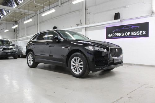 Jaguar F Pace