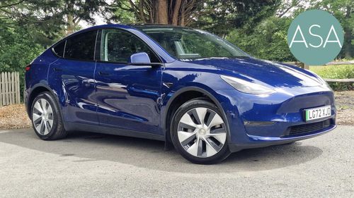 Tesla MODEL  Y