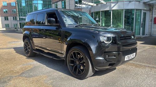 Land Rover Defender 110