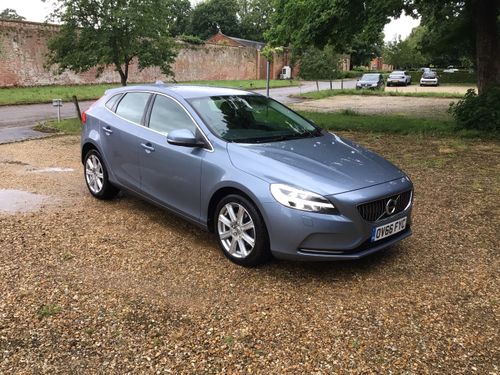 Volvo V40