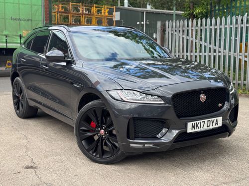 Jaguar F Pace