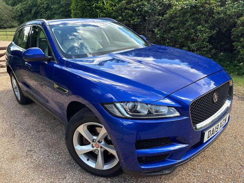 Jaguar F Pace