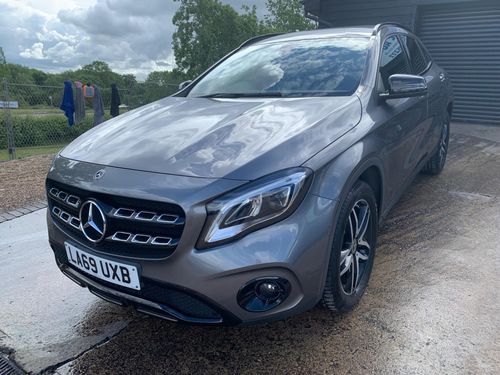 Mercedes Benz GLA Class
