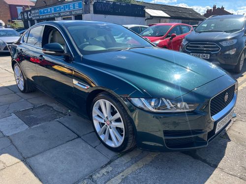 Jaguar XE
