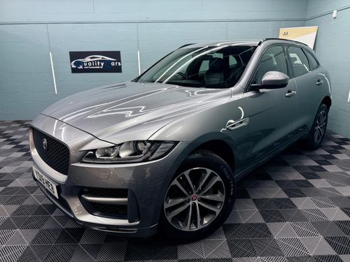 Jaguar F Pace