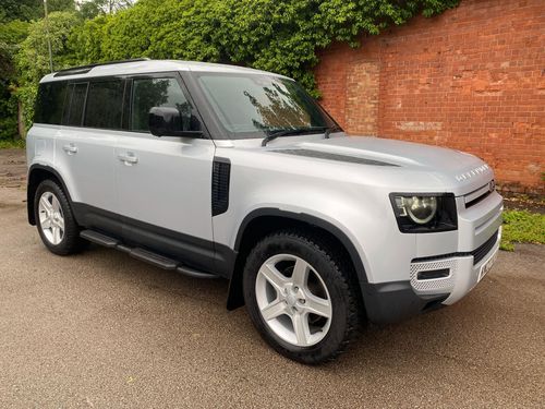 Land Rover Defender 110