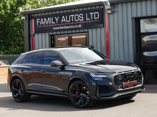 Audi RSQ8