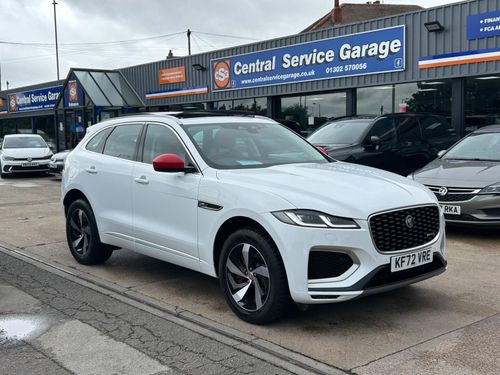 Jaguar F Pace