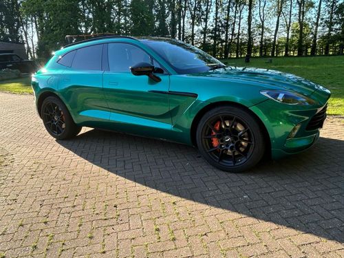Aston Martin DBX