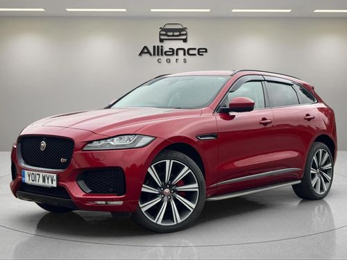 Jaguar F Pace