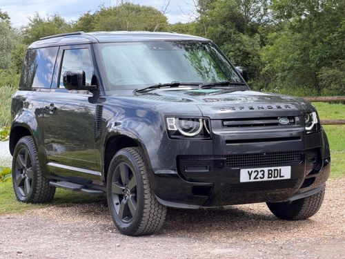 Land Rover Defender 90