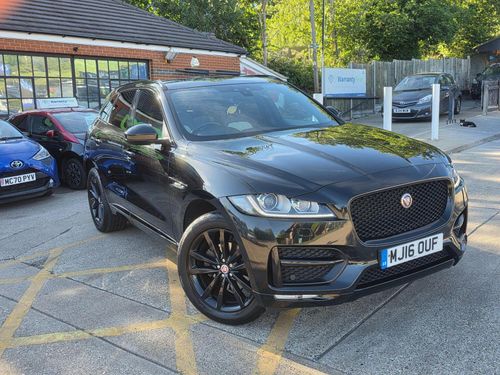 Jaguar F Pace