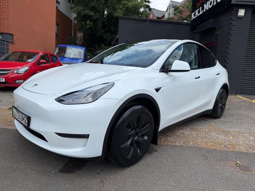 Tesla MODEL  Y