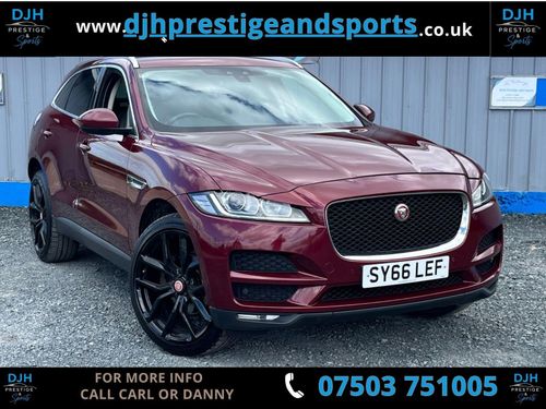 Jaguar F Pace