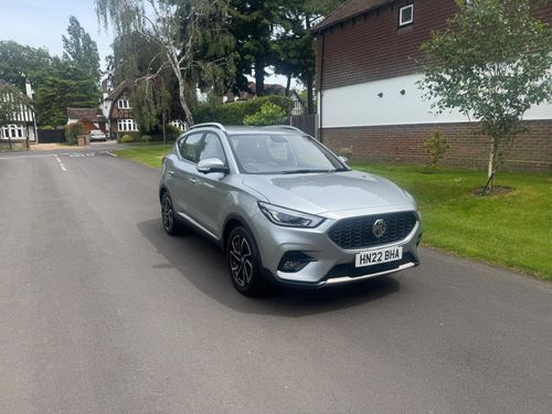 MG ZS