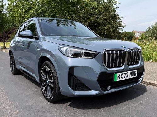 BMW Ix1