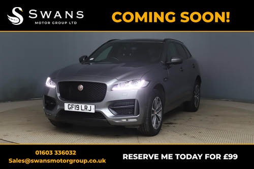 Jaguar F Pace