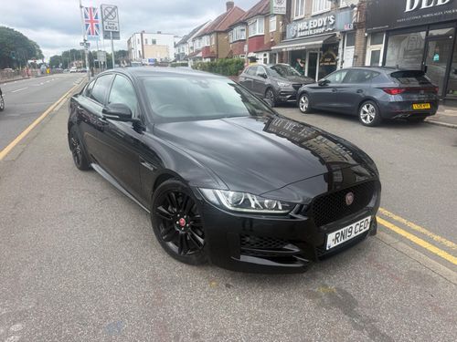 Jaguar XE