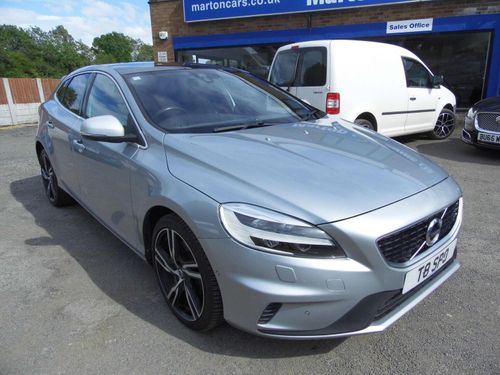 Volvo V40