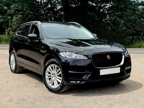 Jaguar F Pace